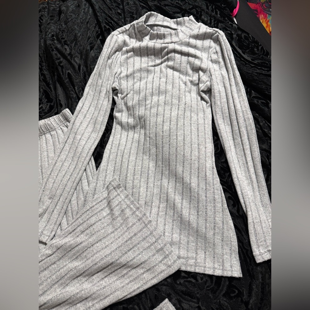 Ribbed Long-Sleeve Top & Pant Sleep Set - Light Gray - Picture 4 of 4